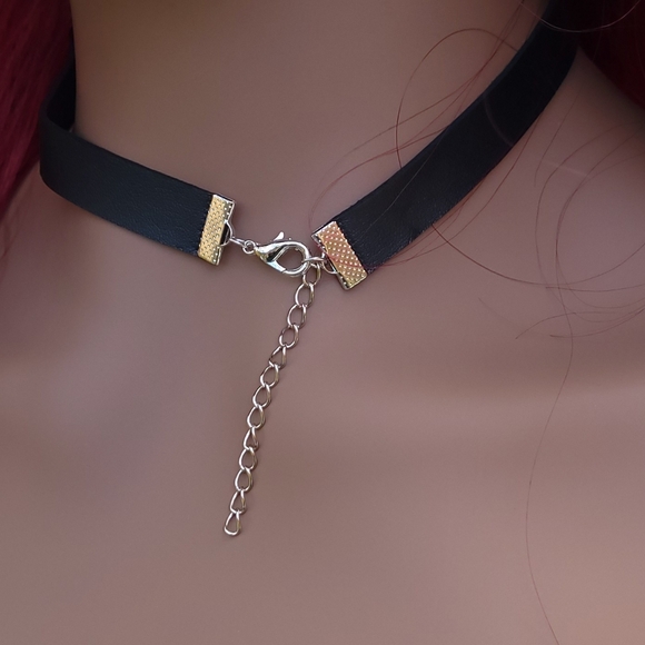 Snake Dagger Pendant Necklace Punk Gothic PU Leather Choker Collar - Picture 5 of 5